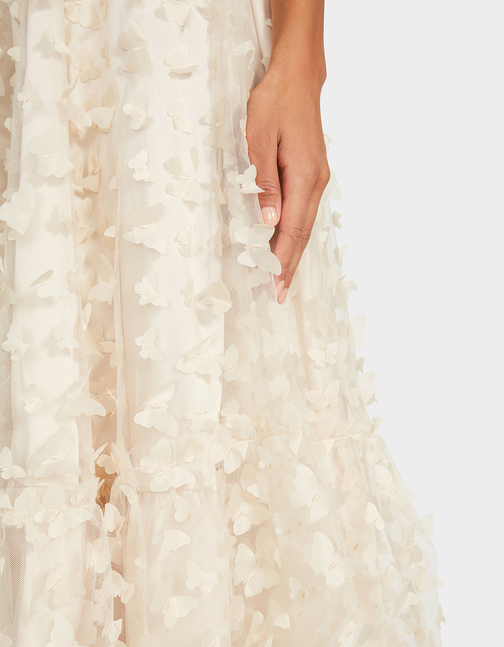 BETSEYS BUTTERFLY MAXI DRESS CREAM - Image 8